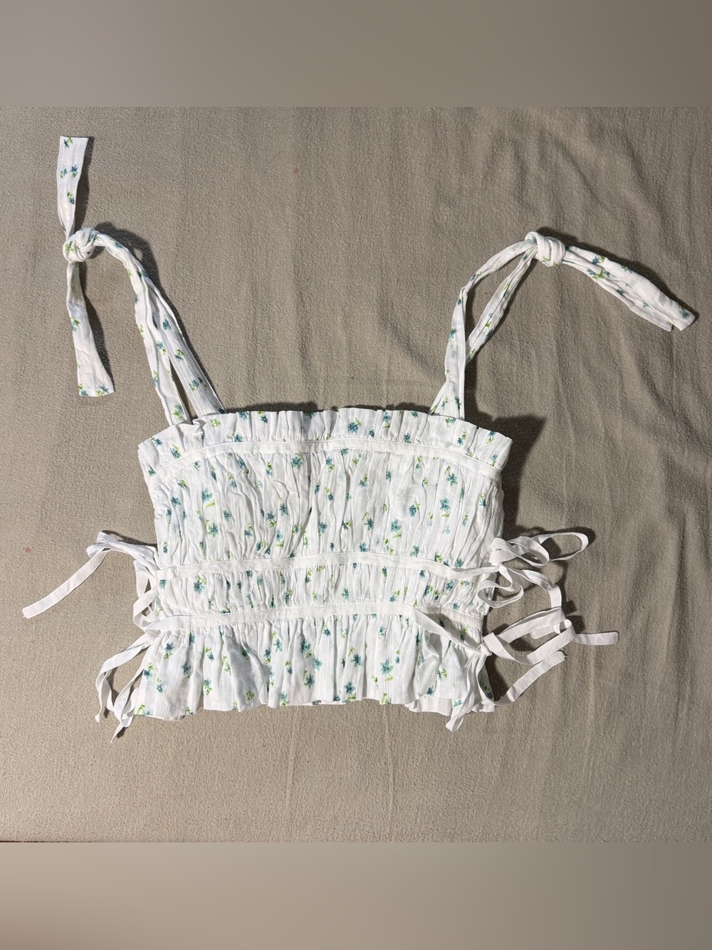 Playa Lucila White Floral Tie-Strap Smocked Crop Camisole